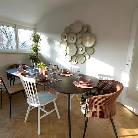 Seerose - W14, Zentral In Bahnhofsnaehe, Kueche, 3 Schlafzimmer Ulm Exterior photo